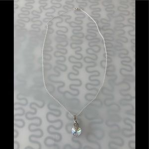 Hand made necklace with a cristal starfish pendant NWT